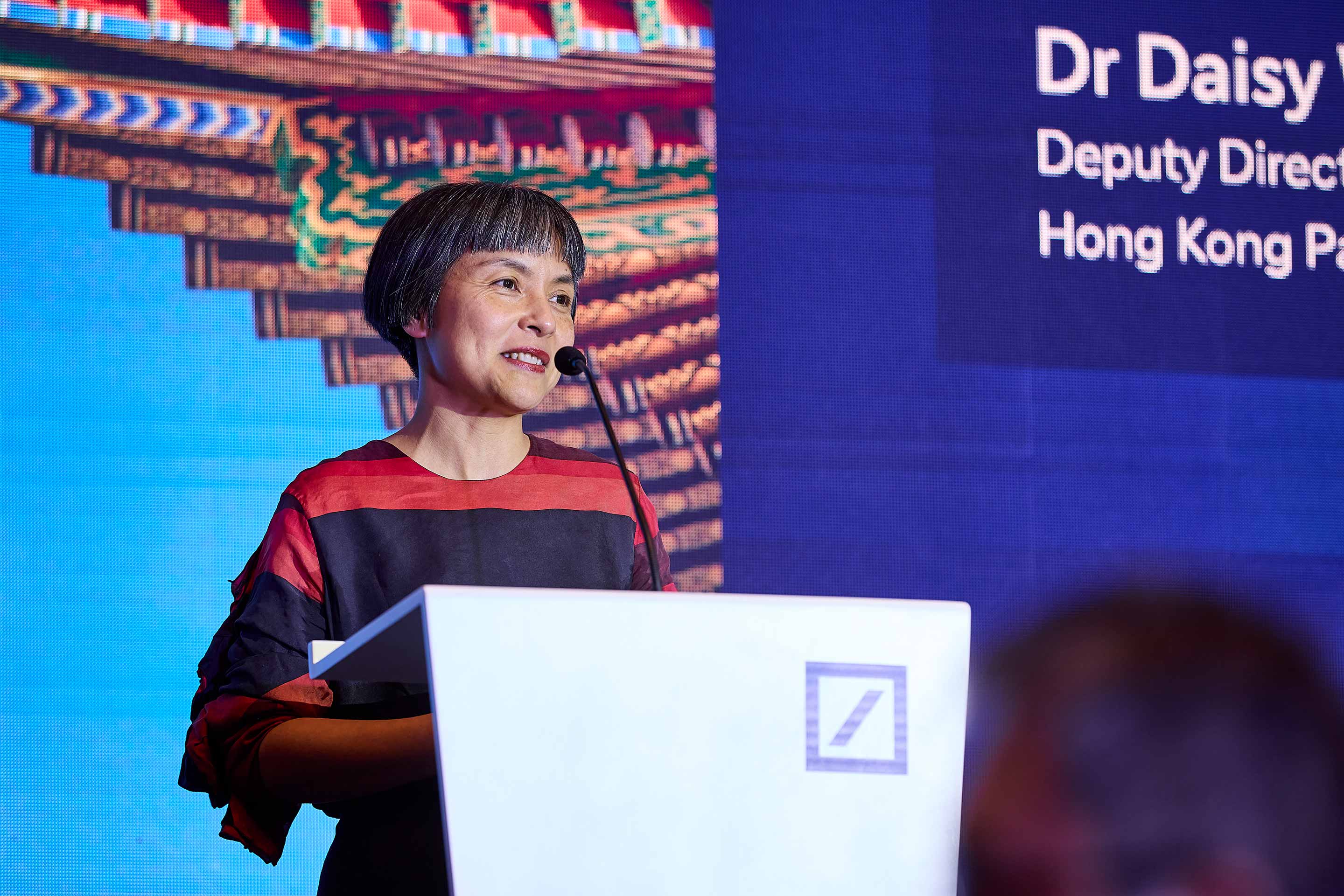 Dr Daisy Wang at family office forum